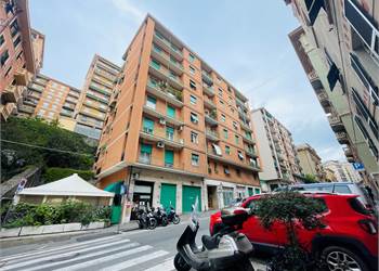 Appartamento ristrutturato in vendita Genova 