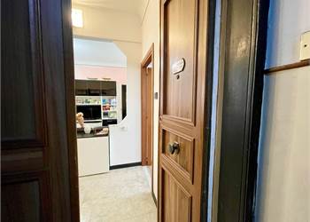 APPARTAMENTO RISTRUTTURATO IN VENDITA SESTRI PONENTE